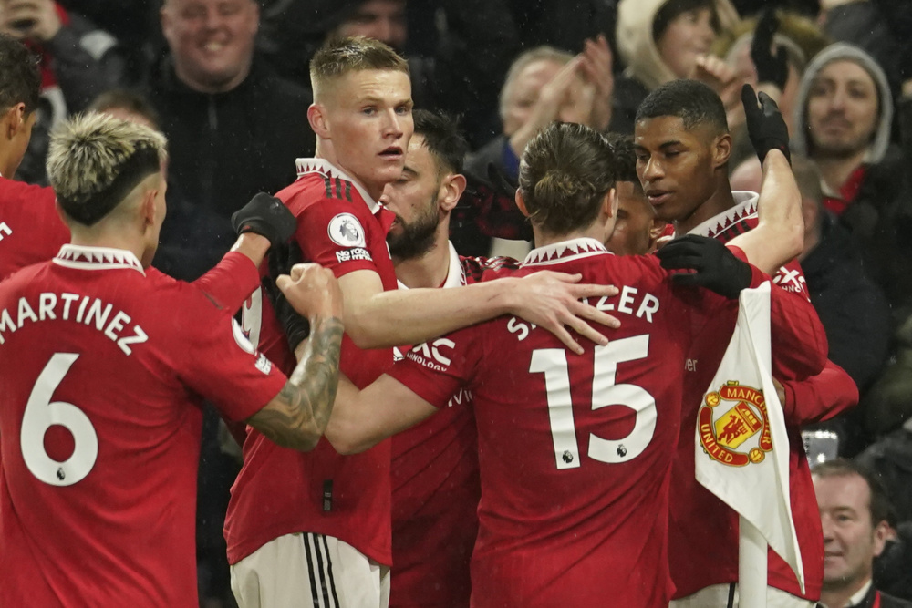 于提升侧翼 于提升侧翼