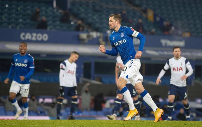 络平台与社 络平台与社